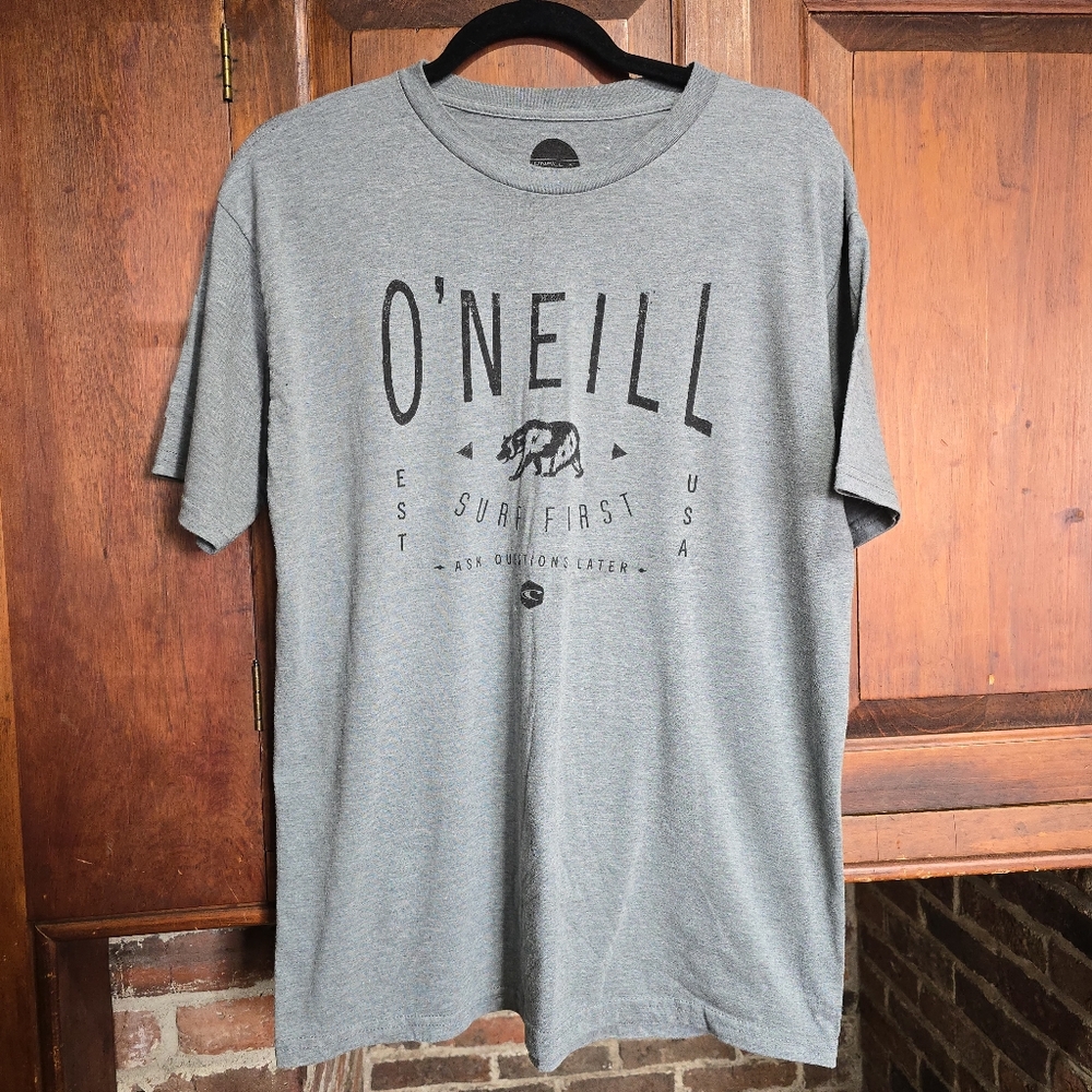 O'Neill T-Shirt Surf First Bear Graphic T-Shirt - Large - Grey & Black